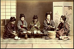 Tịch địa nhi tọa (席地而坐)